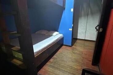 فندق صغير Playa Negra Brewing Beachfront