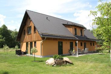 هتل Gasthaus & Pension Am Kurfürstendamm