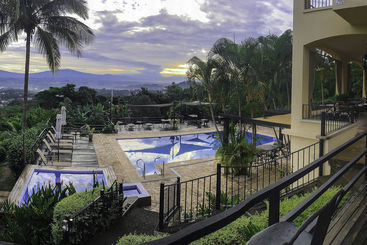 هتل Boutique Villa Toscana