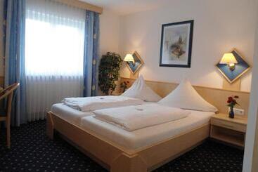 Hotel Hutzenthaler