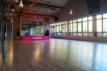 هتل Stacja Nowa Gdynia Bed & Breakfast
