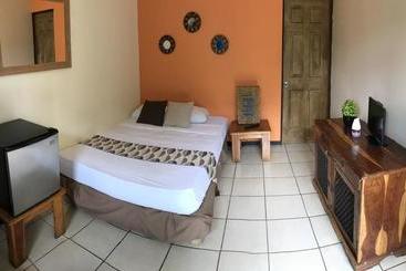 Mi Casa Hostel