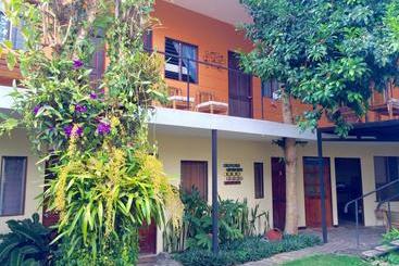 Mi Casa Hostel