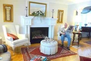 هتل Les Diplomates B&b Executive Guest House
