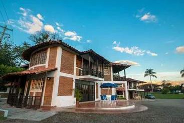 Finca Hotel Casa Nostra, Villa Manuela