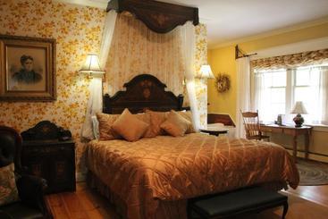 هتل Shipwright Inn