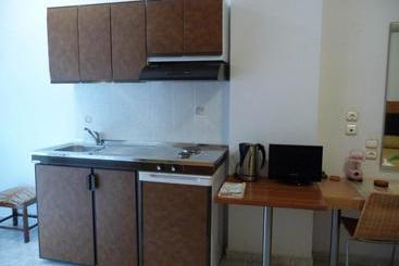 Irinoula Apartments