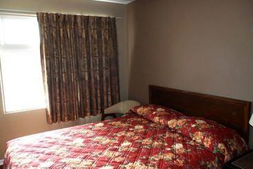 Maple Glen Motel