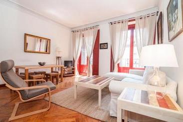 Apartamentos Madrid Centro B