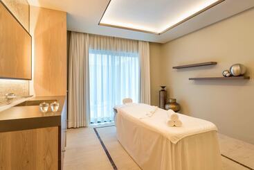 호텔 Pine Cliffs Ocean Suites, A Luxury Collection Resort & Spa, Algarve