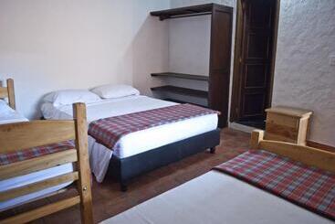 فندق Casa Aparicio Lopez