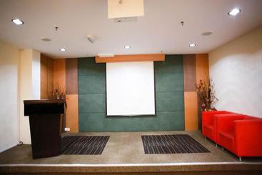هتل Oyo Rooms Pandan Uptown