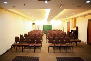 هتل Oyo Rooms Pandan Uptown