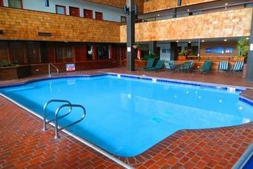 هتل Three Seasons Condo