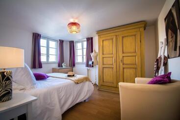 住宿加早餐  Le Hameau D Eguisheim  Chambres D Hotes & Gites