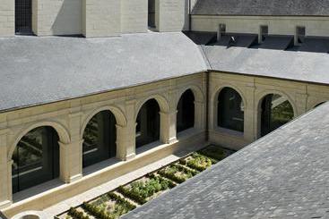 هتل Fontevraud L Ermitage