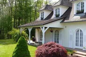 צימר Chambres D Hôtes La Parenthez