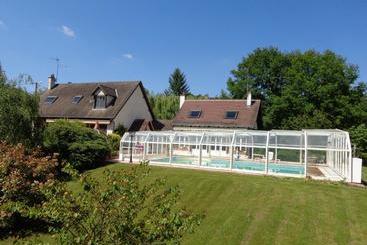 تختخواب و صبحانه Chambres D'hôtes Legros