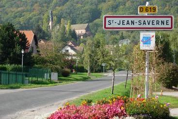 تختخواب و صبحانه Chambres D'hôtes Les Vignes