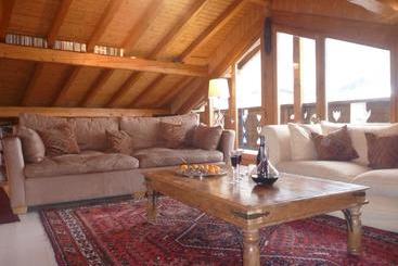 تختخواب و صبحانه La Portette Chambres D Hôtes