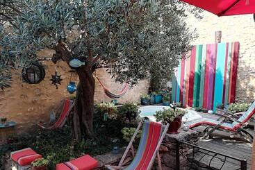 צימר Maison D'hôte La Tourette