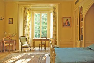 تختخواب و صبحانه Villa Roassieux