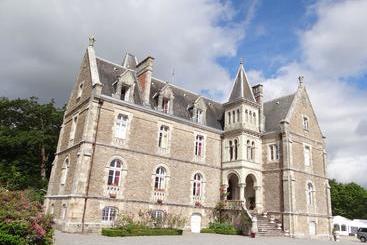 민박 Château Du Deffay