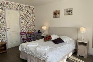 צימר Manoir De La Houlette