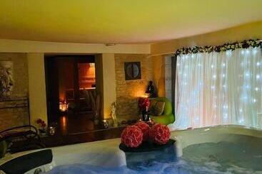 צימר Chateau Du Four De Vaux