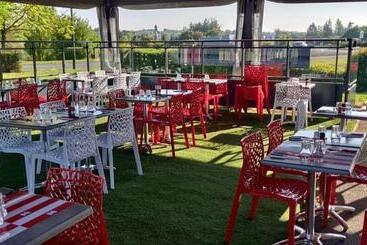 בית מלון כפרי Contact Hôtel Fontenay Le Comte