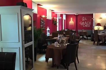 فندق A La Grâce De Dieu Hôtel