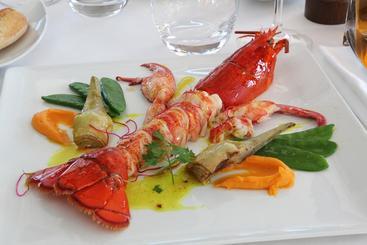 هتل Relais Saint Jacques  Chateauroux