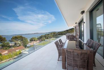 هتل Villa Maxima