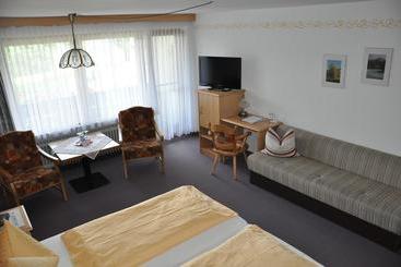 هتل Landhaus Schmid