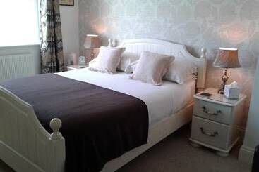 Eastdale Bed And Breakfast