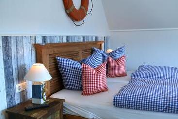 Bernstein Hotel Bootshaus