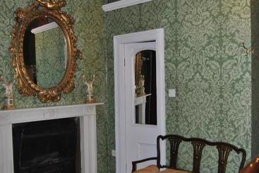 تختخواب و صبحانه Mullaghmore House