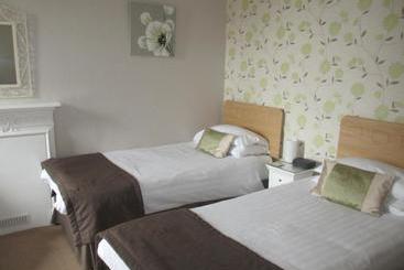 Hillside Bed & Breakfast