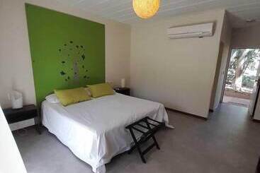 Hotel Mi Espacio Sur