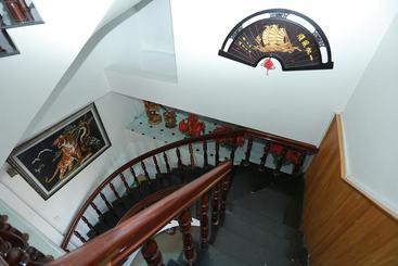 هتل Thanh Long