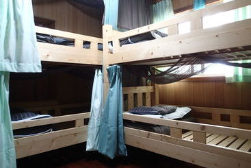 Okinawa Guest House Fushinuyauchi  Hostel