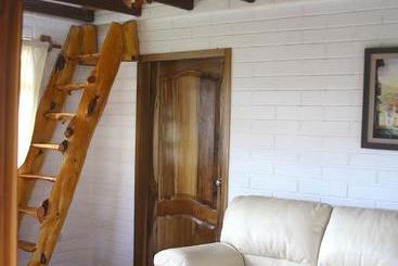 هتل Hosteria Cananvalle