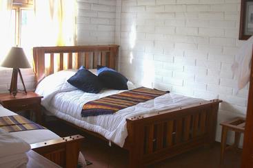 هتل Hosteria Cananvalle