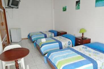 فندق Pelican Bay