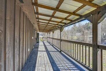 קוטג'' Private Hot Tub: Dog Friendly Red River Gorge Home