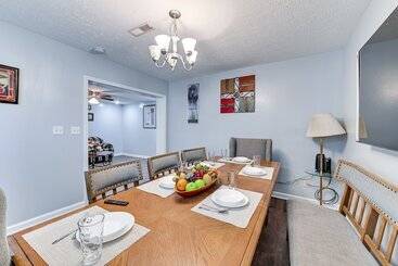 Kır Evi 7 Mi To Louisville: Family Friendly Jefferson Home