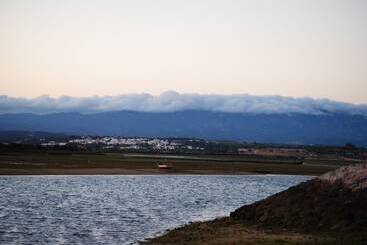 تختخواب و صبحانه Aparts & Suites Summer Cascade Alvor