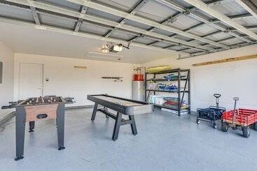 بيت ريفى Miramar Beach Home: Walk To Private Beach!