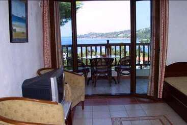 هتل آپارتمان Pandora Studios Skiathos