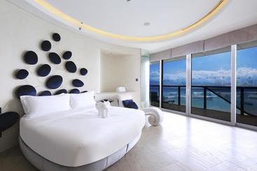 هتل Phoenix Island Resort Sanya
